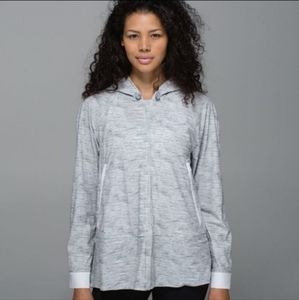 LULULEMON 12 Sun Showers Jacket